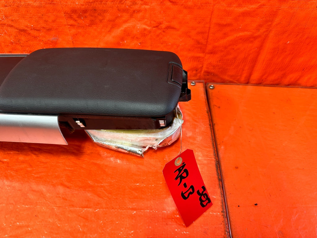 09 11 MAZDA RX8 RX 8   ARM REST / CENTER CONSOLE STORAGE COMPARTMENT   OEM 3031