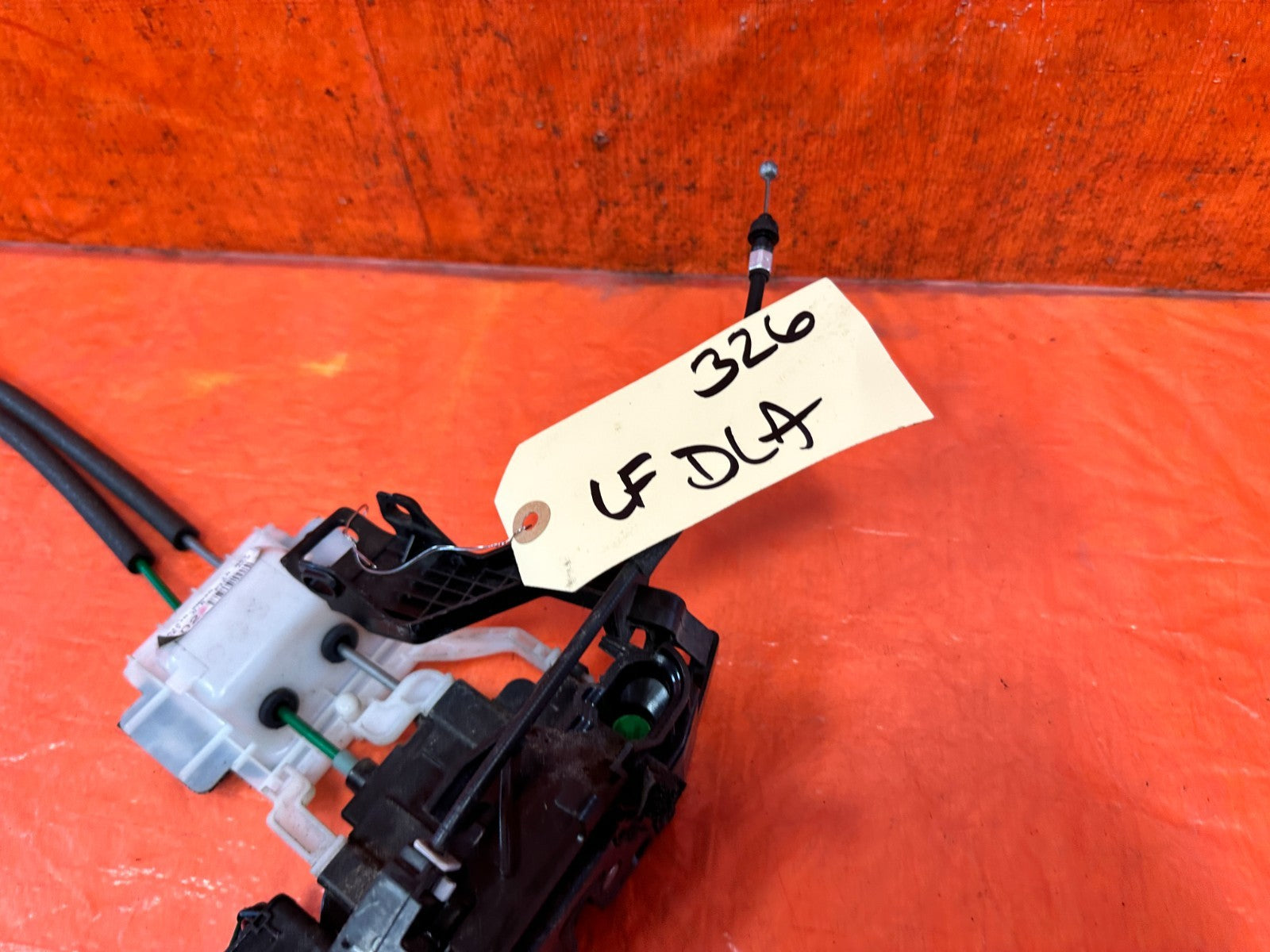 10 16 HYUNDAI GENESIS COUPE   DRIVER LEFT FRONT DOOR LOCK ACTUATOR   OEM OE #3268