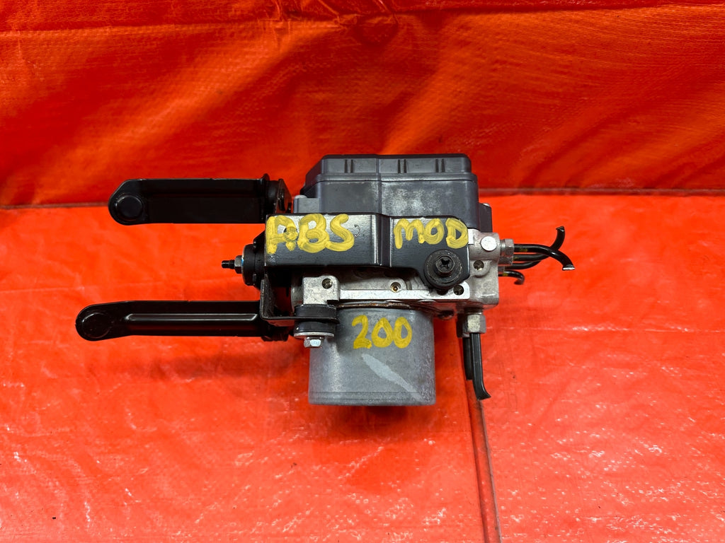 18 20 INFINITI Q60   REAR WHEEL DRIVE   W/ PRE CRASH   ABS PUMP MODULE OEM #20010