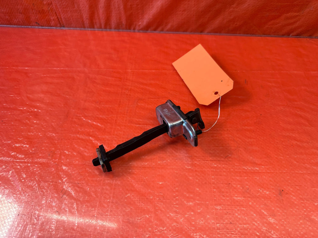 10 16 HYUNDAI GENESIS COUPE PASSENGER RIGHT DOOR CHECKER HINGE ARM STOPPER #2199