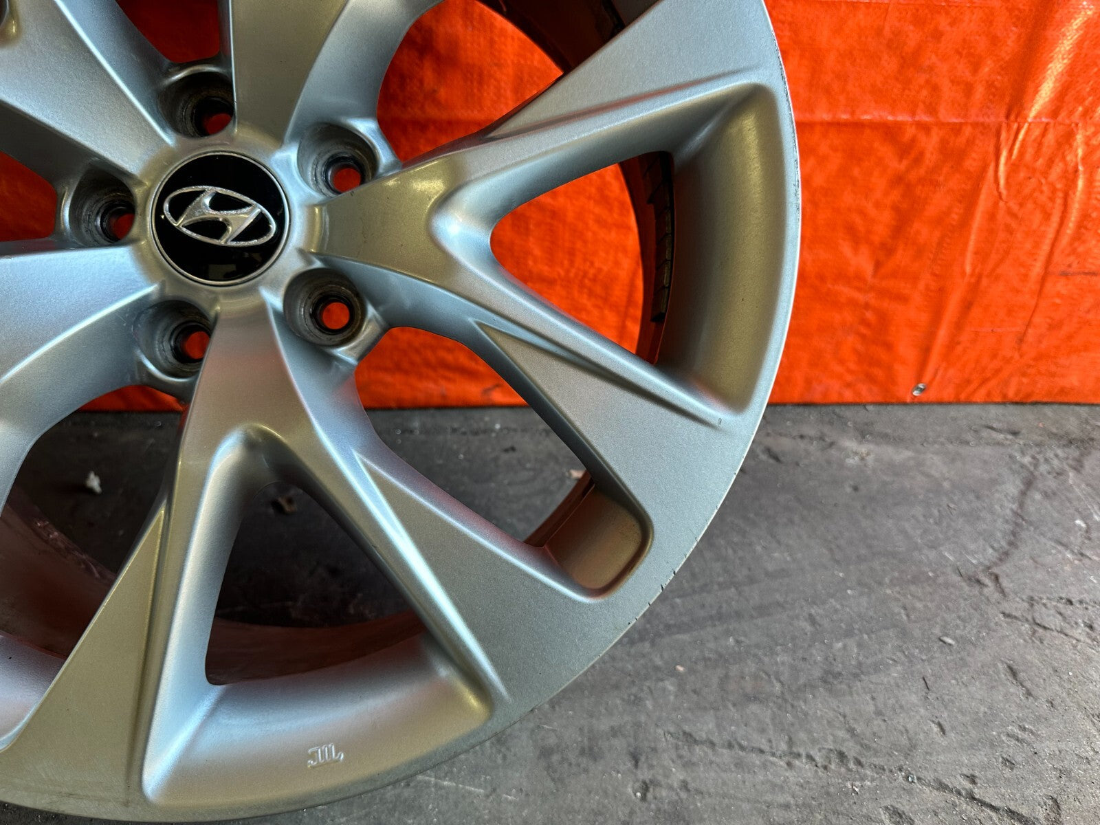 13 16 HYUNDAI GENESIS COUPE  REAR WHEEL RIM 18x8.5 +32   OEM FACTORY #219 16
