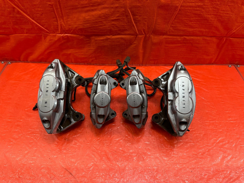 08 15 INFINITI G37 & Q60 SPORT   AKEBONO   BRAKE CALIPERS LEFT & RIGHT   OEM 1900