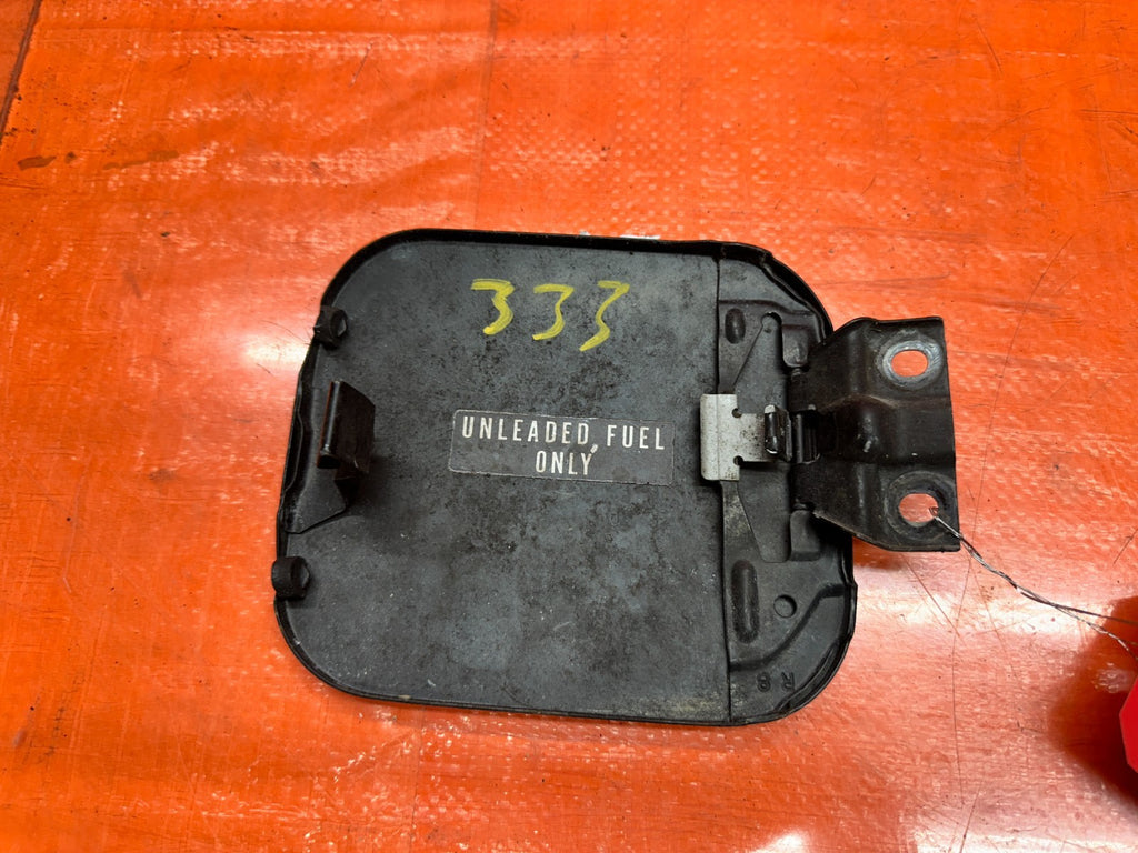 92 95 HONDA CIVIC EX 1.6L 2D   EXTERIOR FUEL DOOR GAS FILLER LID   OEM #3335