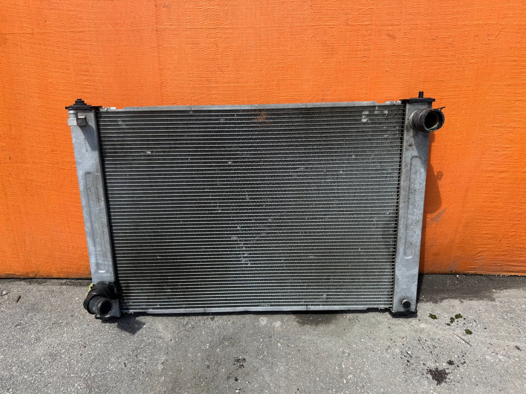 08 15 INFINITI G37 Q60   6 SPEED MANUAL RADIATOR   OEM FACTORY #G377