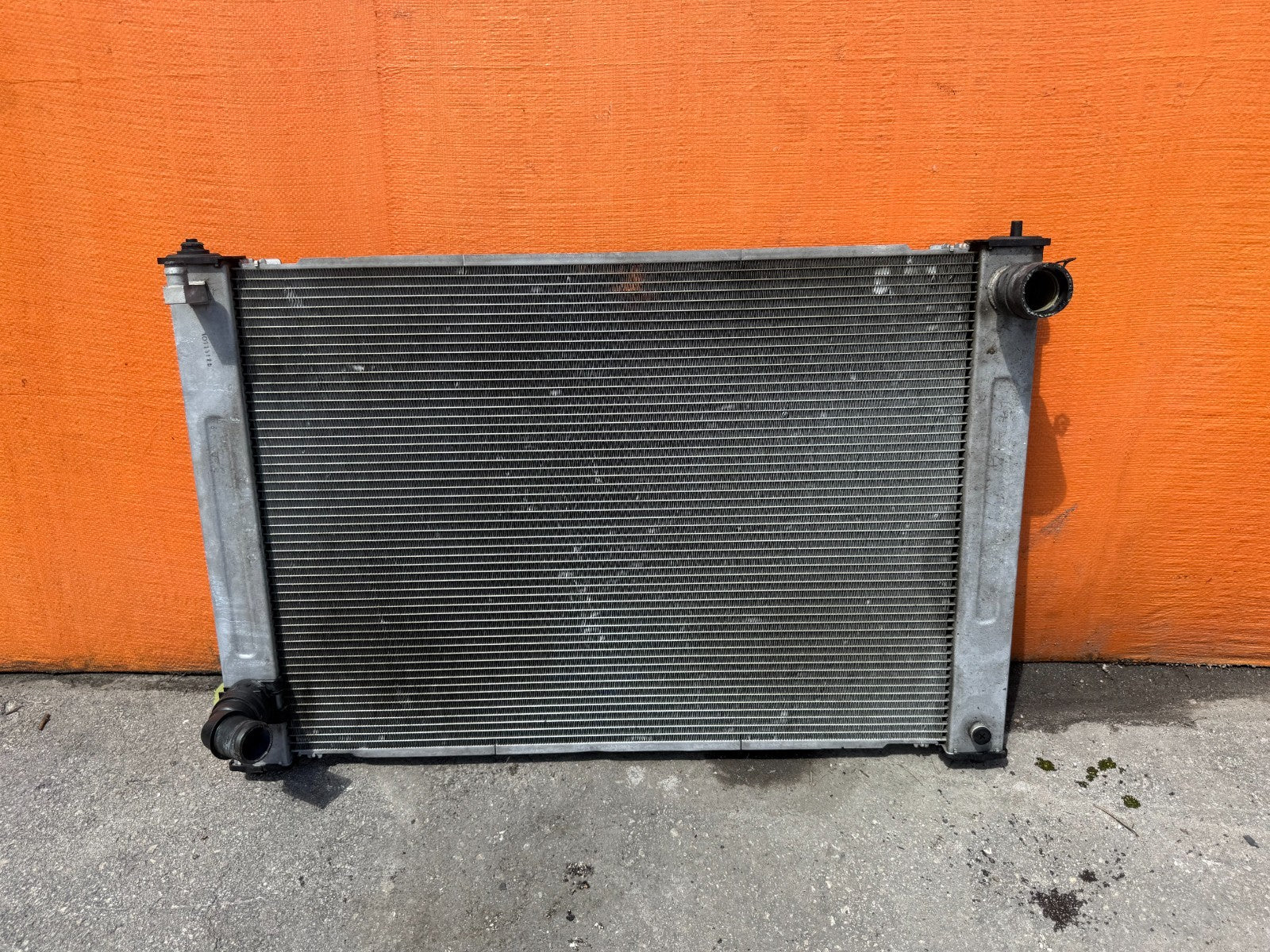 08 15 INFINITI G37 Q60   6 SPEED MANUAL RADIATOR   OEM FACTORY #G377