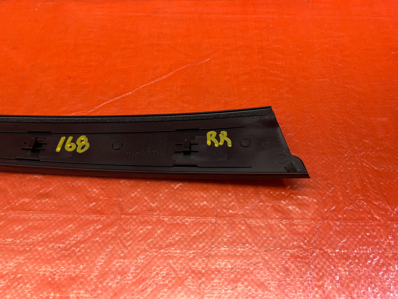 09 14 ACURA TSX   PASSENGER RIGHT REAR DOOR SASH TRIM MOLDING   OEM #1688