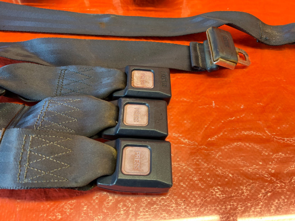90 91 ACURA INTEGRA 2D   BLUE REAR SEAT BELT SET   LEFT & RIGHT SEAT BELTS   OEM6