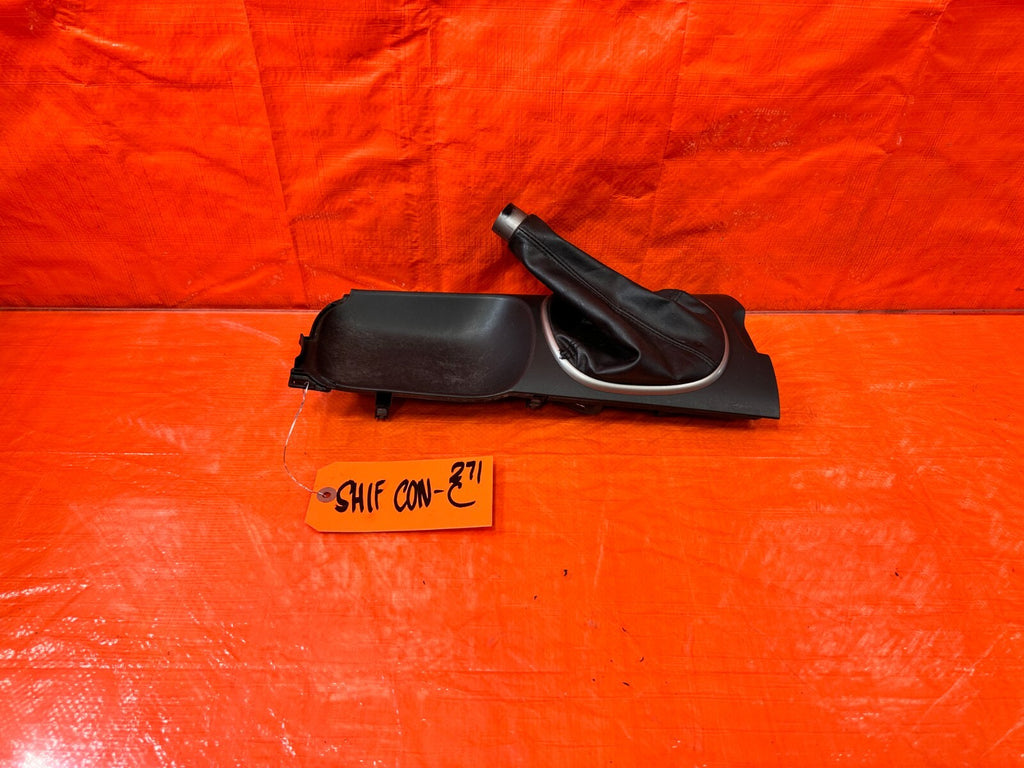 02 06 ACURA RSX   MANUAL STICK SHIFT   CENTER SHIFTER CONSOLE W/ BOOT OEM #2710