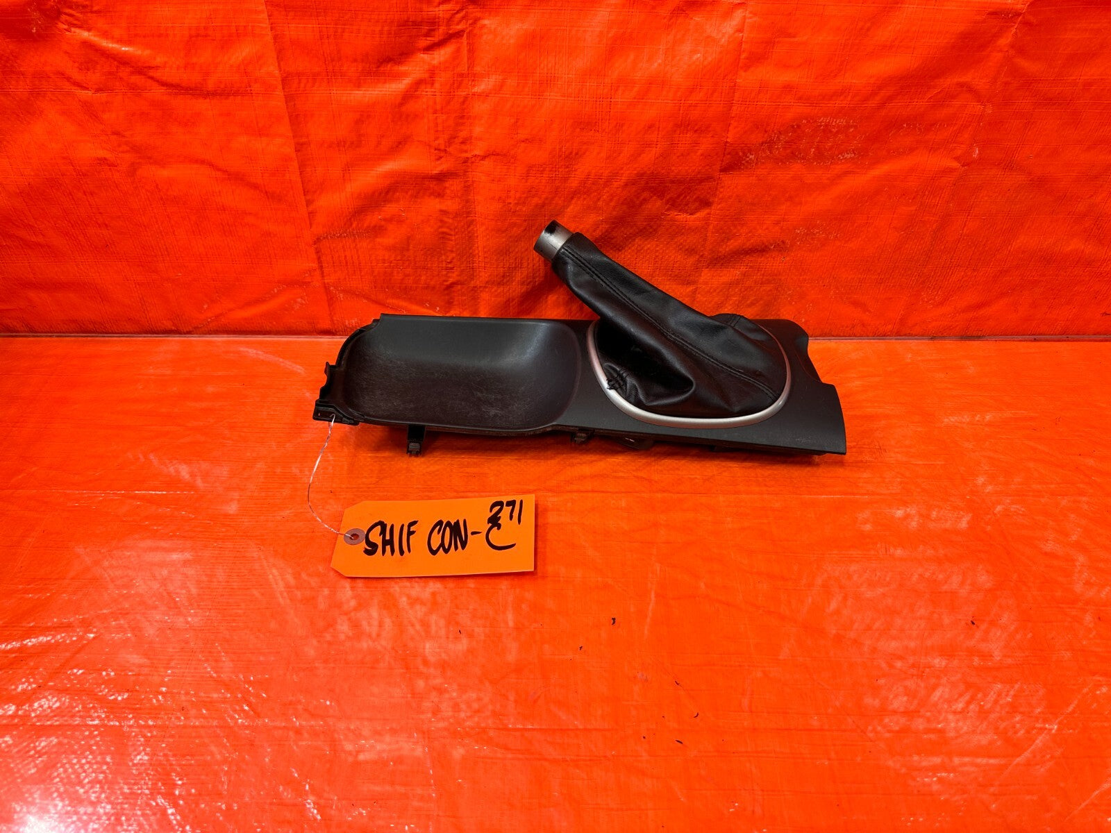 02 06 ACURA RSX   MANUAL STICK SHIFT   CENTER SHIFTER CONSOLE W/ BOOT OEM #2710