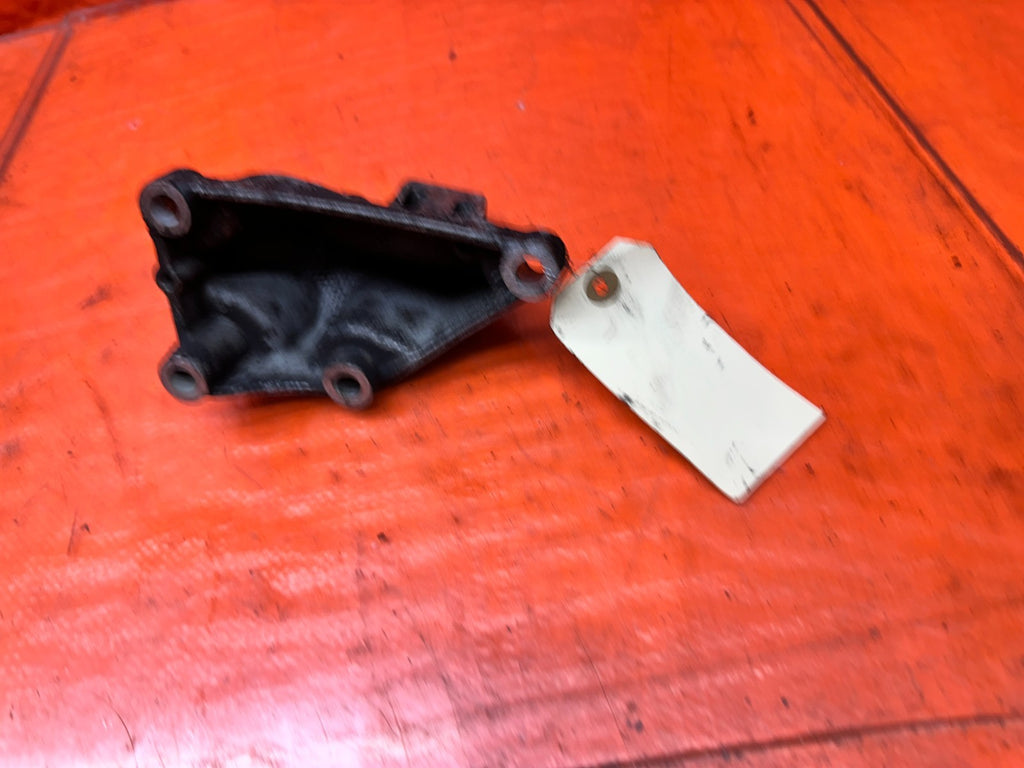 04-05 ACURA TSX 2.4L K24A2 ALUMINUM ENGINE MOTOR MOUNT BRACKET OEM #339-210