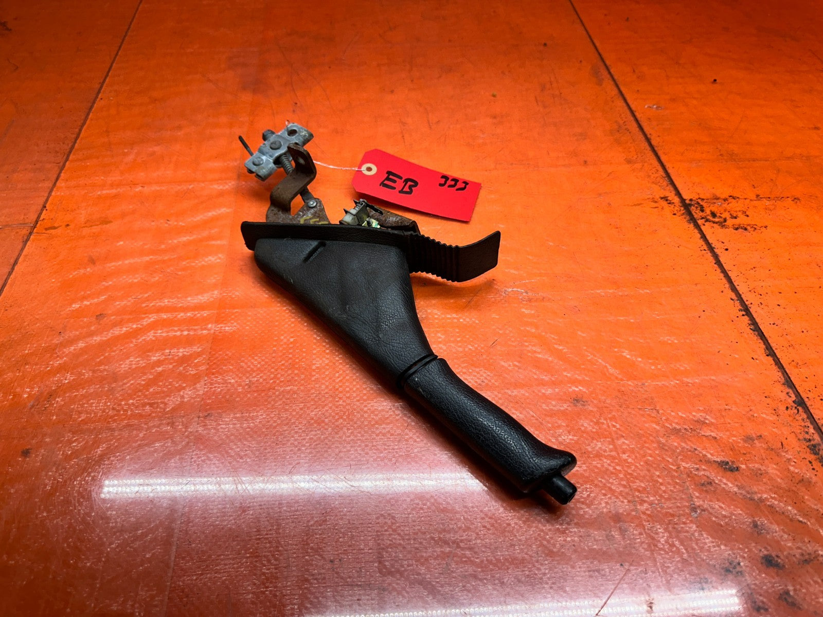 92 95 HONDA CIVIC EX 1.6L   EMERGENCY PARKING E BRAKE HANDLE LEVER   OEM #3334