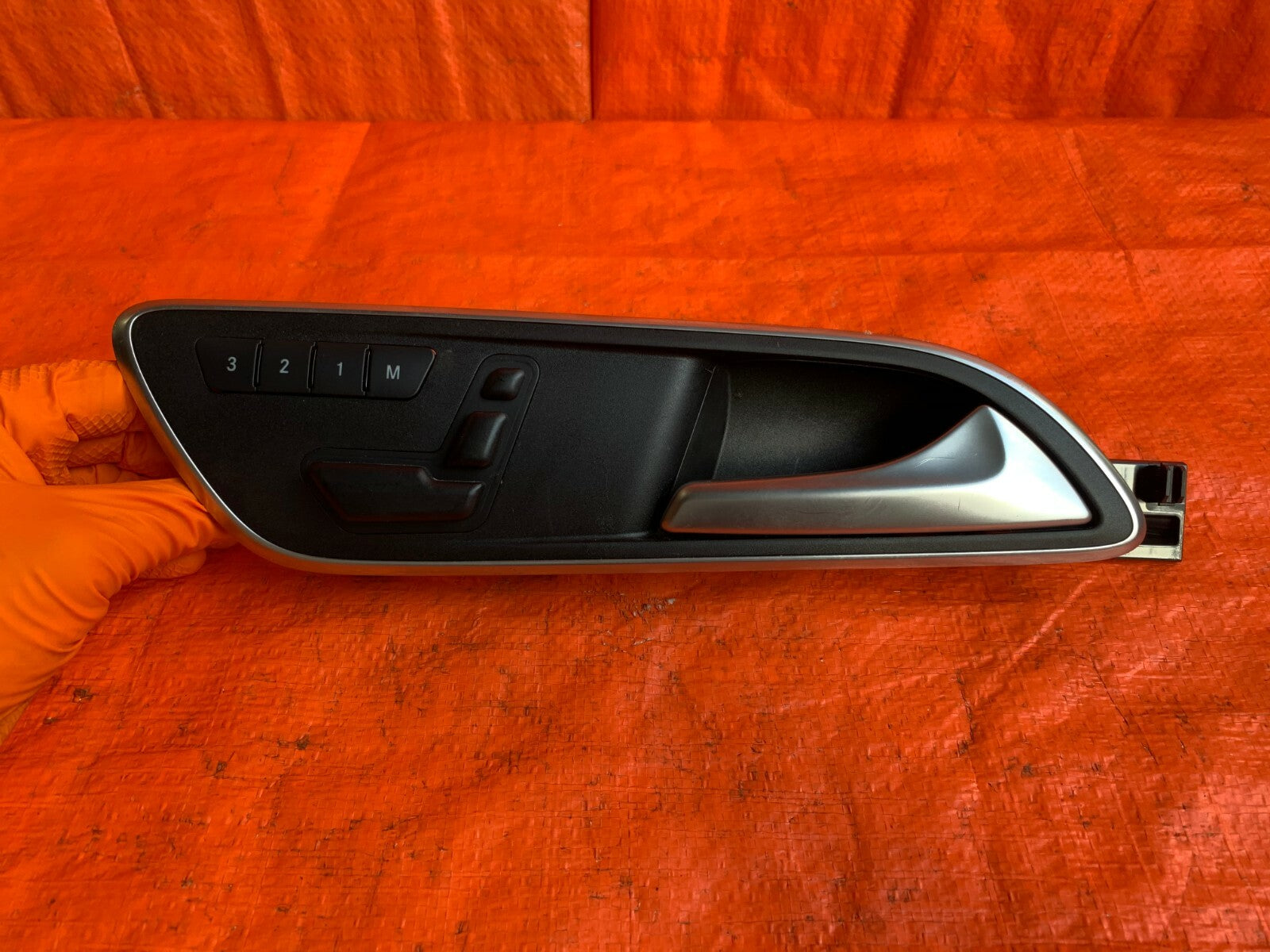OEM 2015 15 MERCEDES BENZ CLA 250 PASSENGER RIGHT FRONT MEMORY SEAT SWITCH0