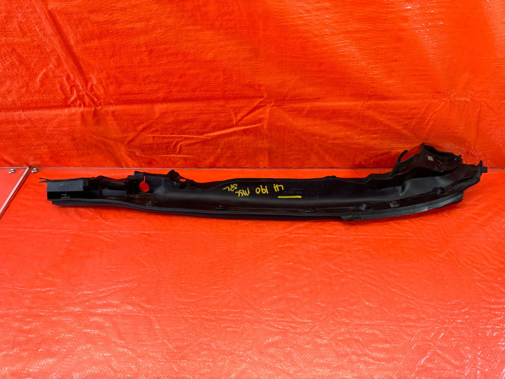 08 15 INFINITI G37 & Q60 COUPE DRIVER LEFT FRONT   FENDER SEAL TRIM GASKET #1908