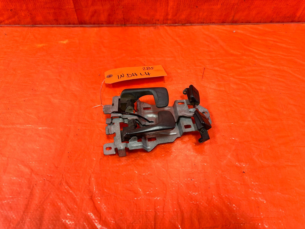 96 00 HONDA CIVIC COUPE INTERIOR DOOR HANDLE SET LEFT AND RIGHT HANDLES OEM #2851