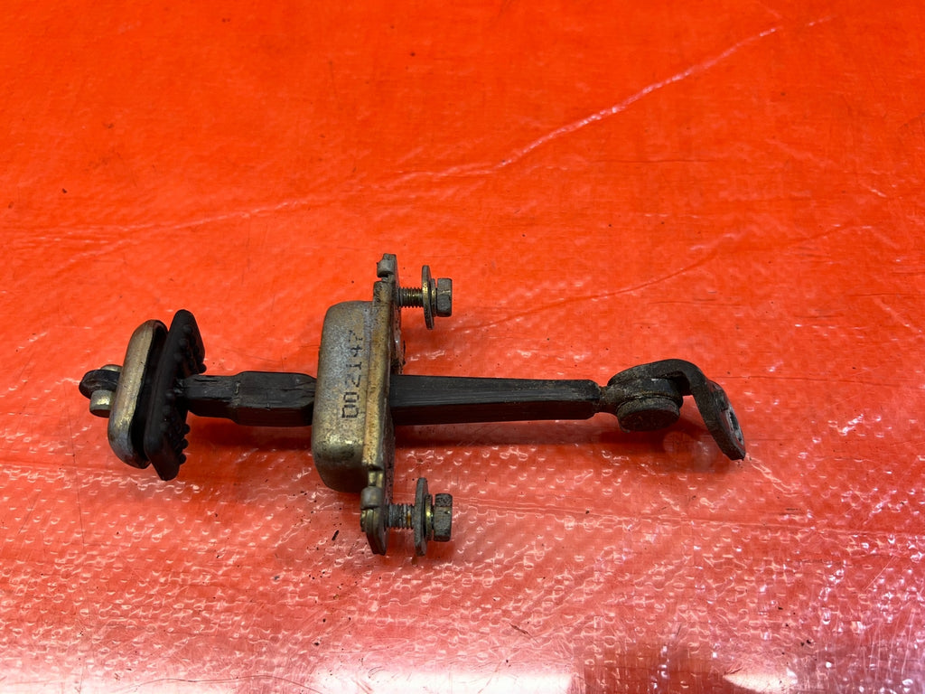 98 02 HONDA ACCORD SEDAN   DRIVER LEFT REAR DOOR CHECKER HINGE ARM STOPPER OEM5