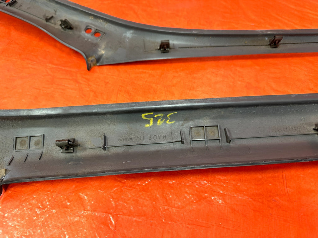 90 91 HONDA CIVIC HATCHBACK   LEFT & RIGHT A PILLARS   OEM 32513