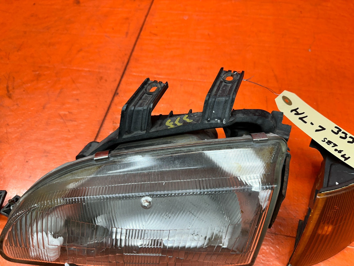 1992-1995 HONDA CIVIC 2D 3D HEADLIGHTS CORNER LIGHTS PAIR SET OEM #3335