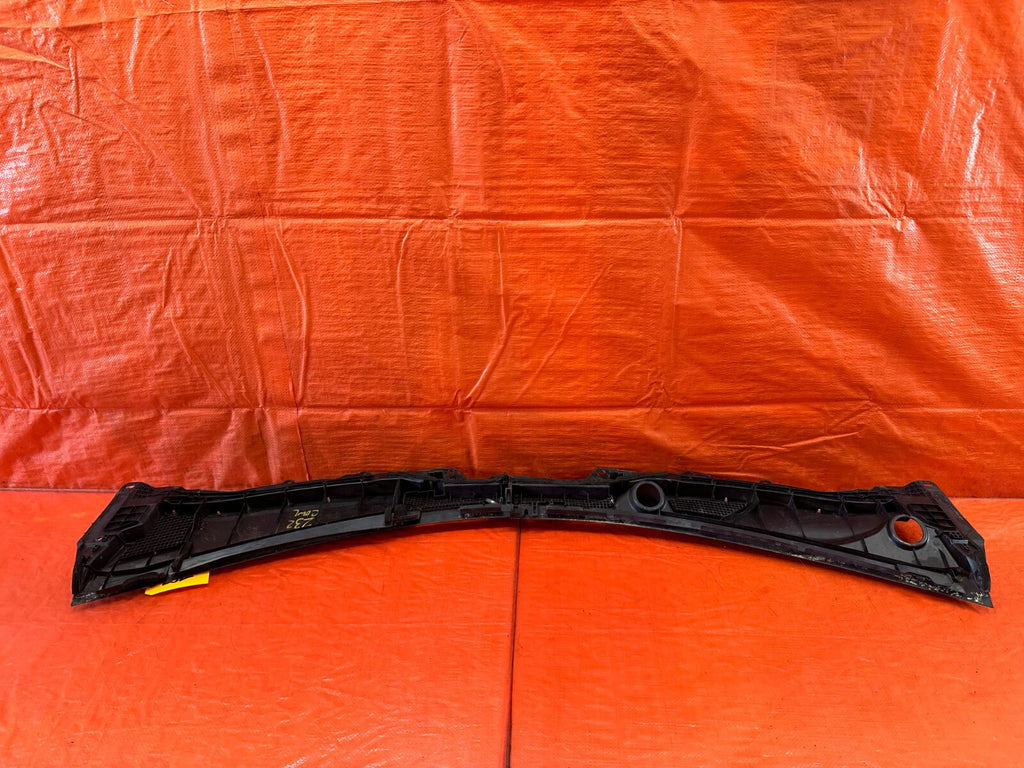 08 15 INFINITI G37 COUPE CONVERTIBLE WINDSHIELD WIPER COWL TRIM PLASTIC OEM 2327