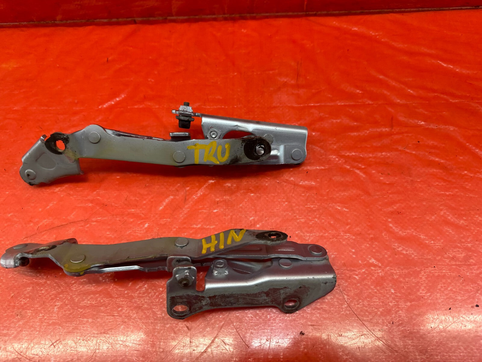 08 15 LANCER EVOLUTION X EVO 10   LEFT & RIGHT TRUNK HINGES   OEM #2145