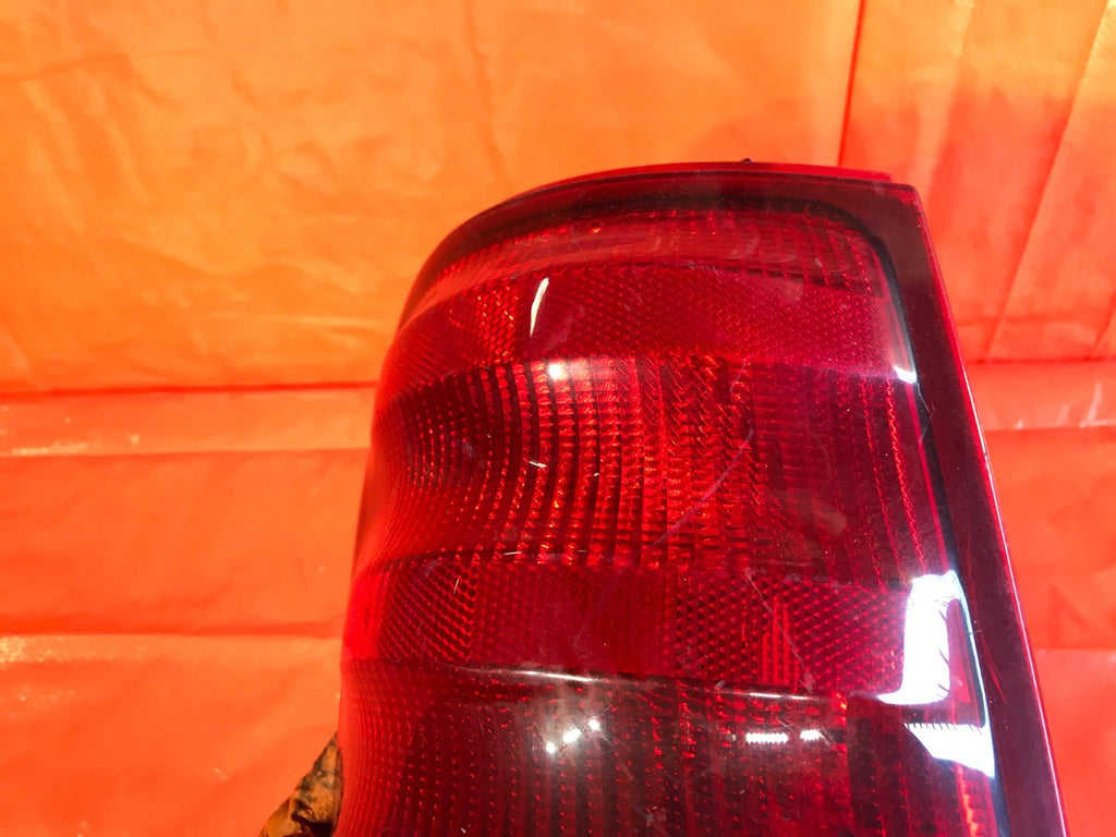 OEM 2001 01 FORD EXPLORER 2 DOOR PASSENGER RIGHT TAIL LIGHT LAMP 1L2X 138504 D 4