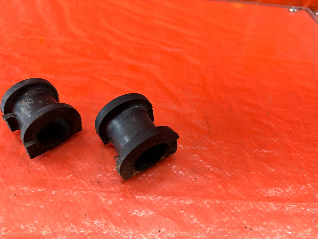 99 00 HONDA CIVIC SI EM1   26MM   FRONT SWAY STABILIZER BAR BUSHINGS   OEM #2185