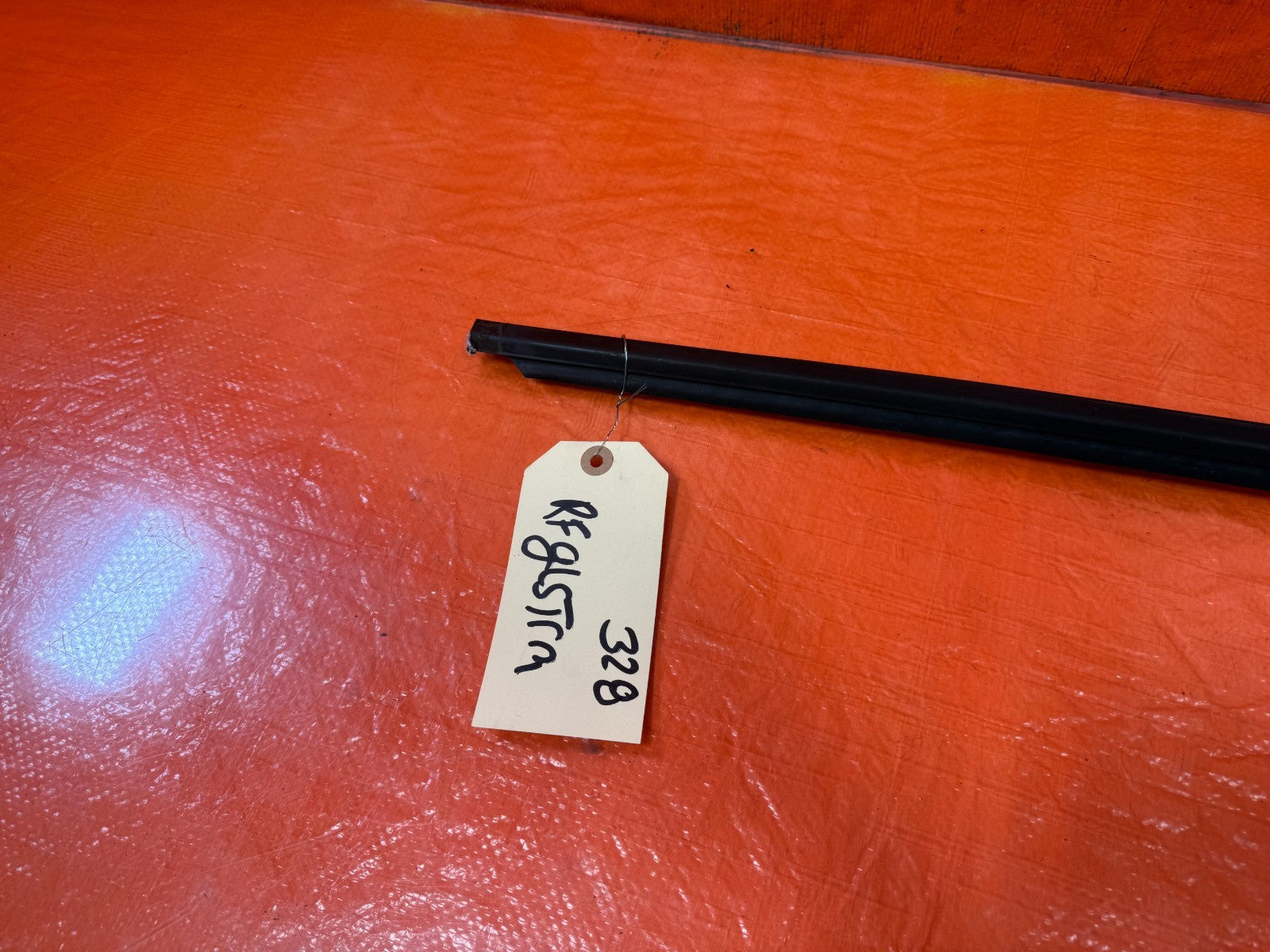 08 15 INFINITI G37 COUPE PASSENGER RIGHT EXTERIOR WINDOW GLASS TRIM OEM 3286