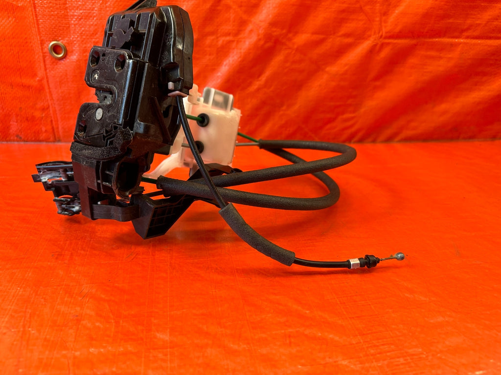 10 16 HYUNDAI GENESIS COUPE   DRIVER LEFT FRONT DOOR LOCK ACTUATOR   OEM OE #2198
