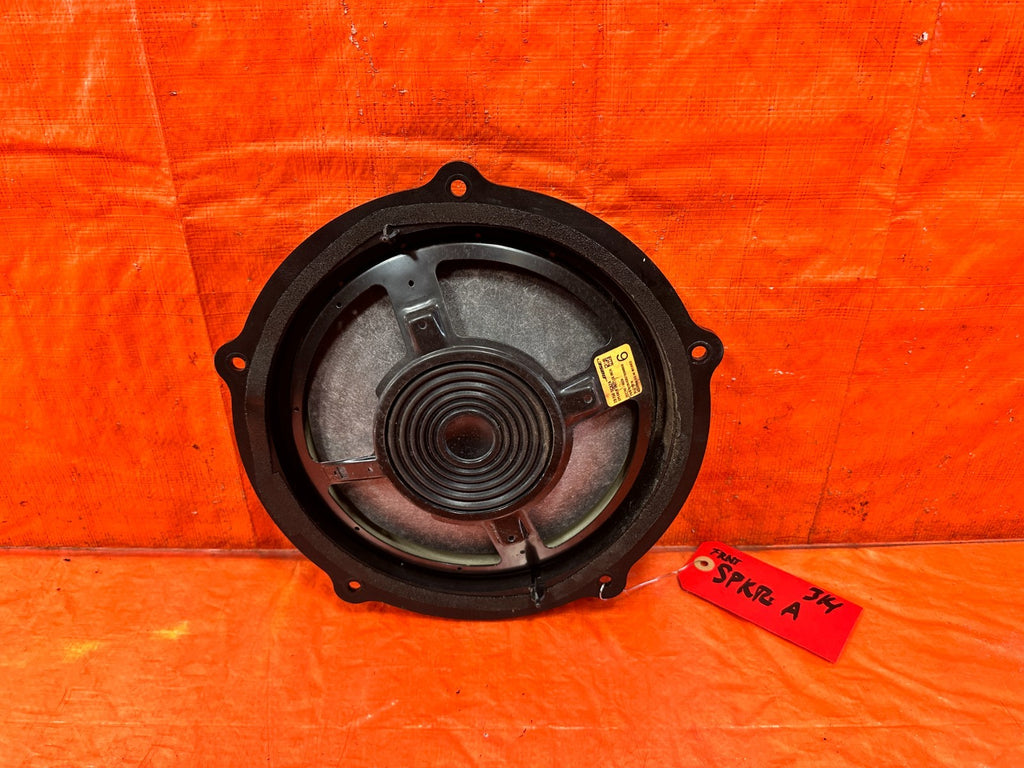 14 20 INFINITI Q50 & 17 20 Q60   LEFT OR RIGHT FRONT   BOSE SPEAKER   OEM #3141