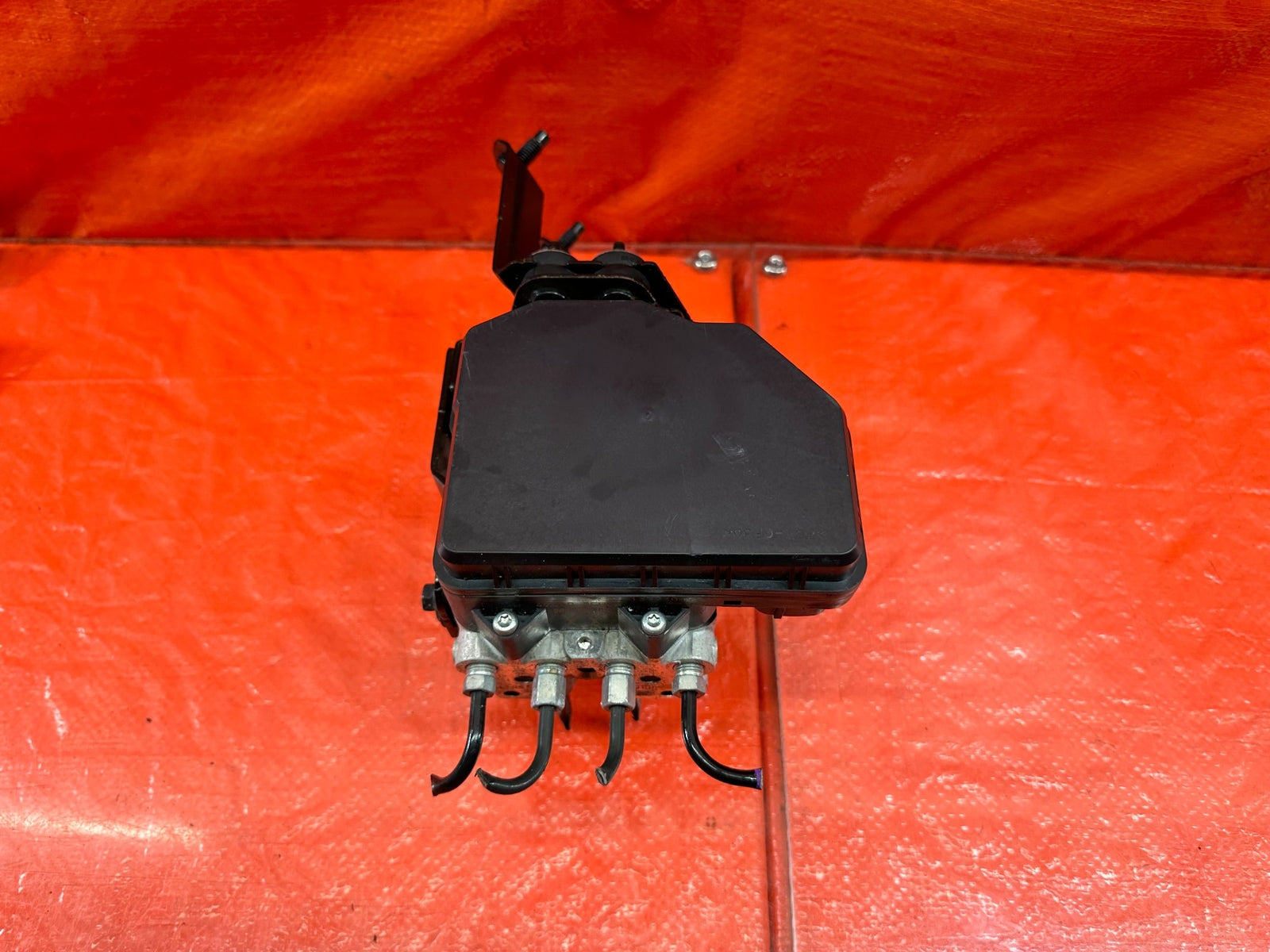 18 20 INFINITI Q60   REAR WHEEL DRIVE   W/ PRE CRASH   ABS PUMP MODULE OEM #2000