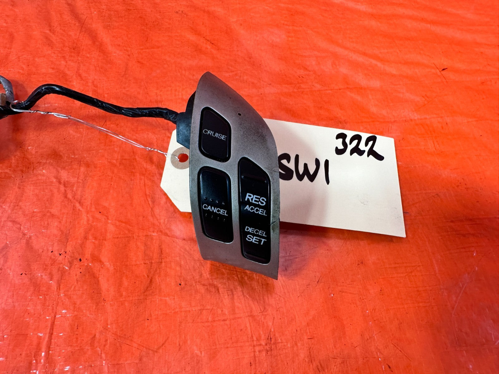 04 05 ACURA TSX   STEERING WHEEL MOUNTED CONTROL SWITCHES LEFT RIGHT   OEM 3221
