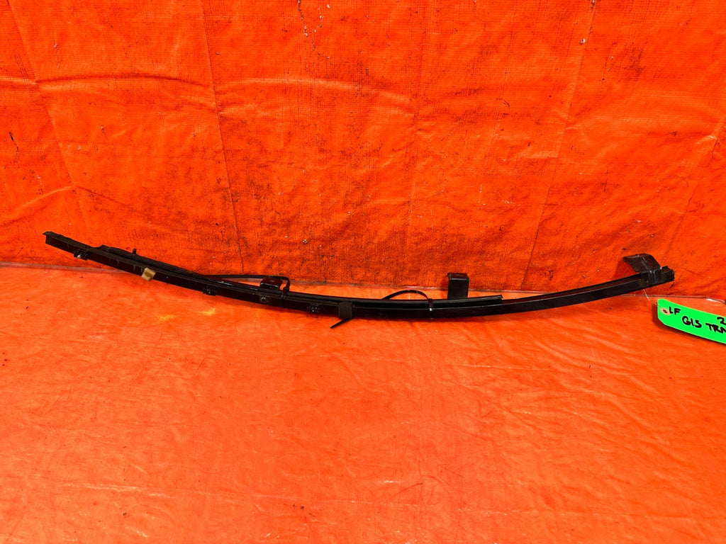 90 91 HONDA CIVIC HATCHBACK   DRIVER LEFT WINDOW GLASS GUIDE 2 PIECE SET OEM 3173
