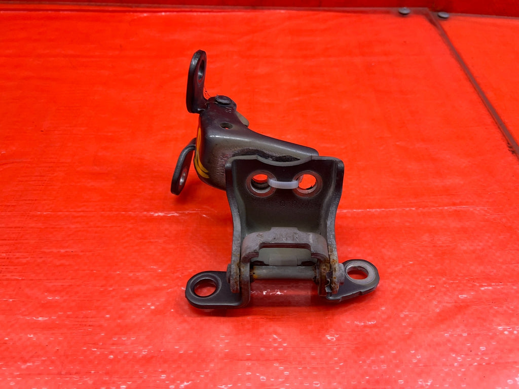 08 12 HONDA ACCORD SEDAN   RIGHT FRONT DOOR HINGE SET UPPER LOWER   OEM #1740