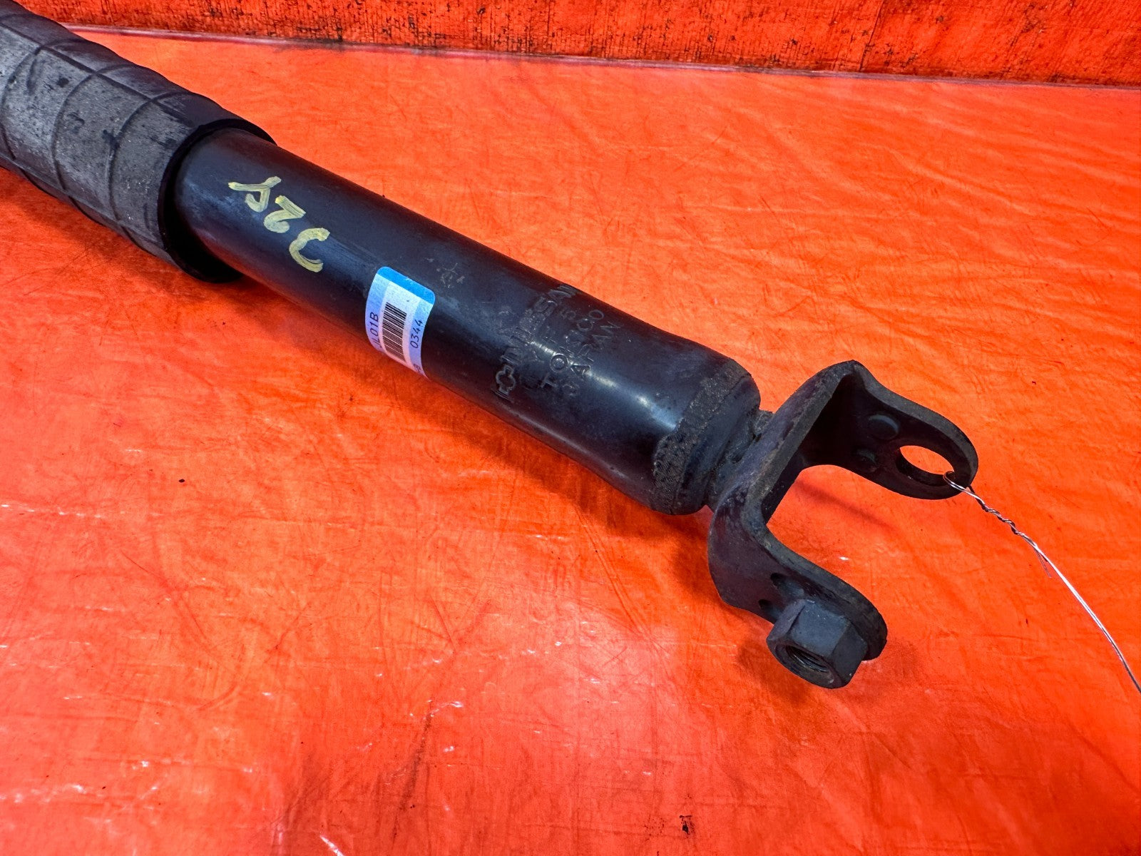 09 13 INFINITI G37 COUPE RWD ONLY REAR SHOCK  LEFT    OR    RIGHT OEM #3282