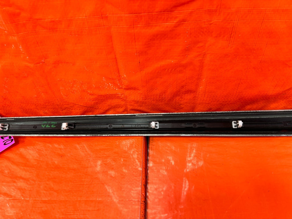 06 11 HONDA CIVIC SI 4D SEDAN   DOOR MOLDING IMPACT STRIP LEFT FRONT OEM #27012