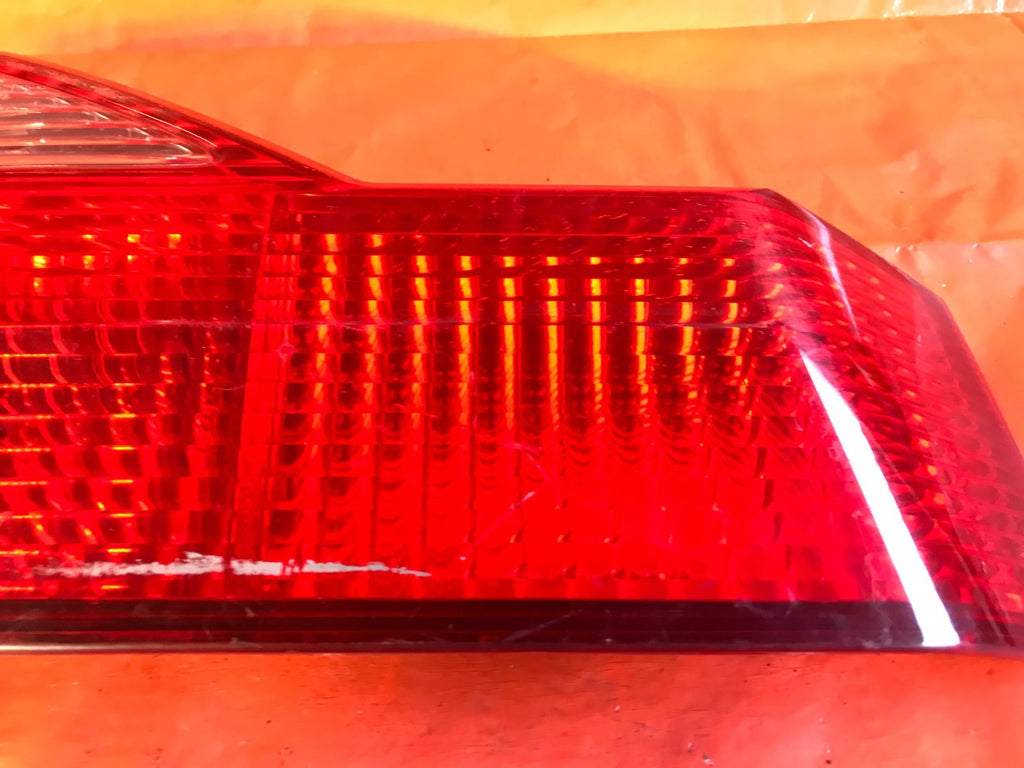 OEM 1998 1999 HONDA ACCORD SEDAN DRIVER LEFT INNER TAIL LIGHT LAMP 4 DOOR 98 992