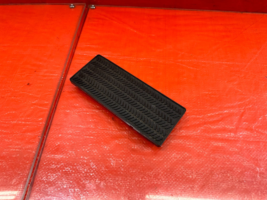 04 08 ACURA TSX   DEAD PEDAL / FOOT REST   OEM FACTORY #2050