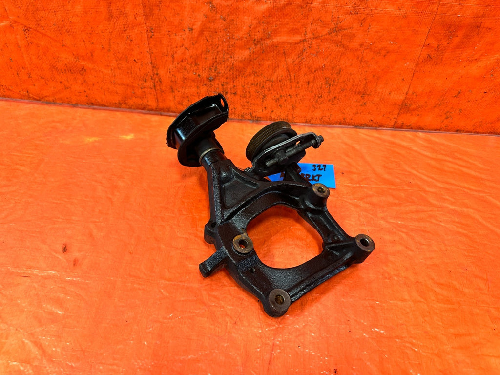 92 95 HONDA CIVIC   D SERIES D15 D16   AC COMPRESSOR BRACKET   OEM #3276