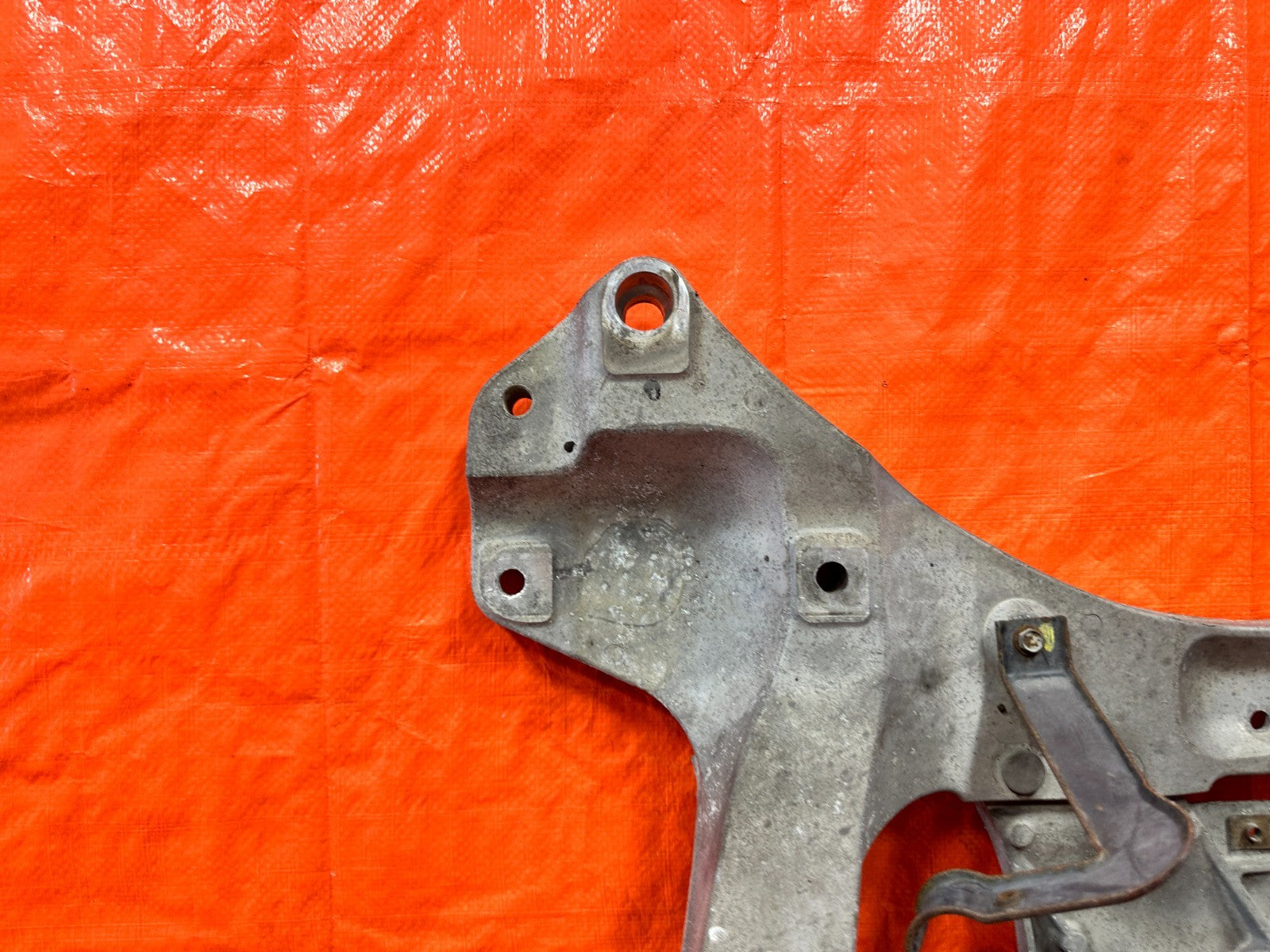 08 15 INFINITI G37 COUPE & CONVERTIBLE FRONT SUBFRAME CROSSMEMBER K FRAME   3289