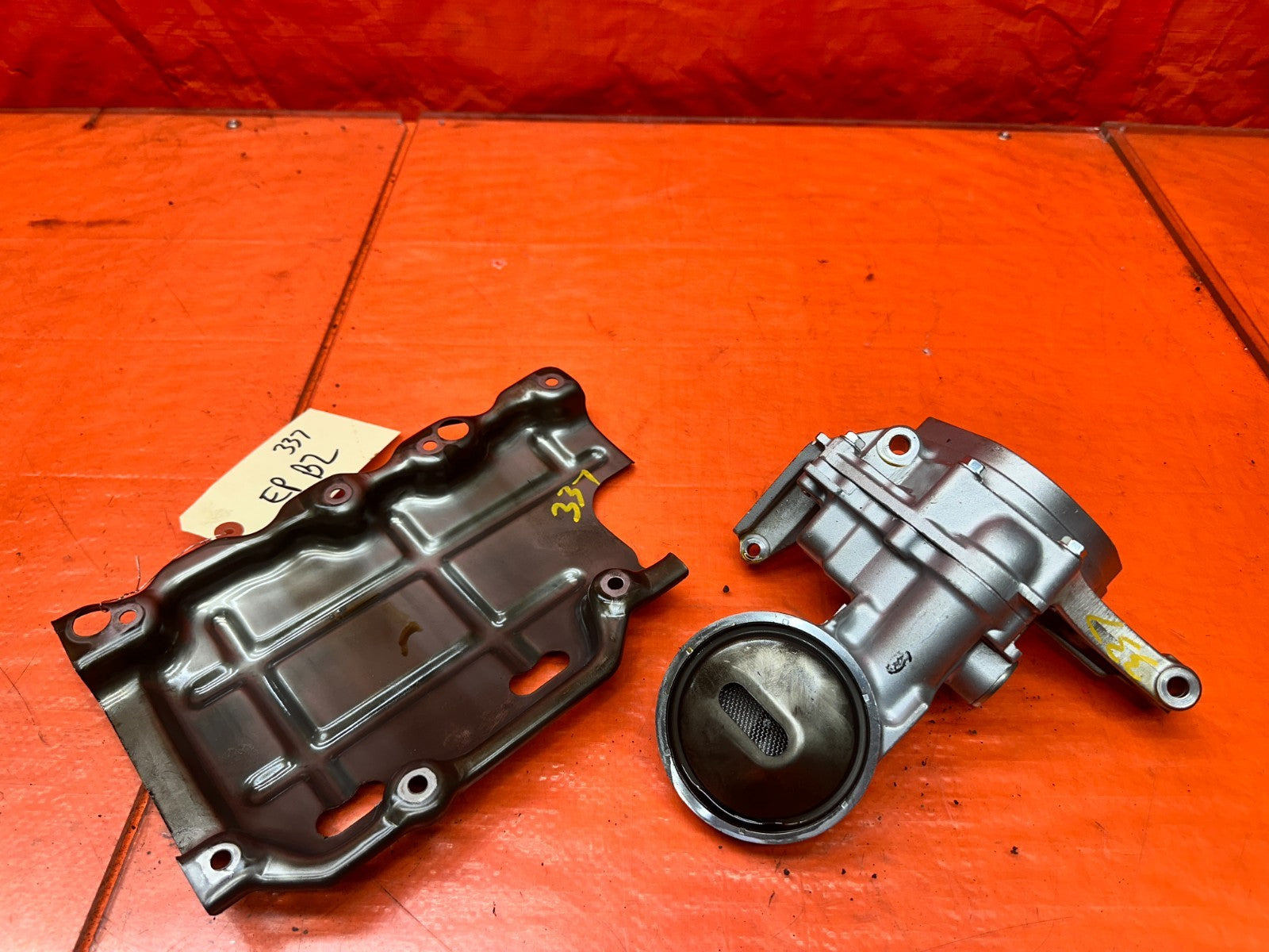 00 03 HONDA S2000 AP1 2.0L F20C ENGINE BLOCK OIL PUMP ASSEMBLY OEM #3370