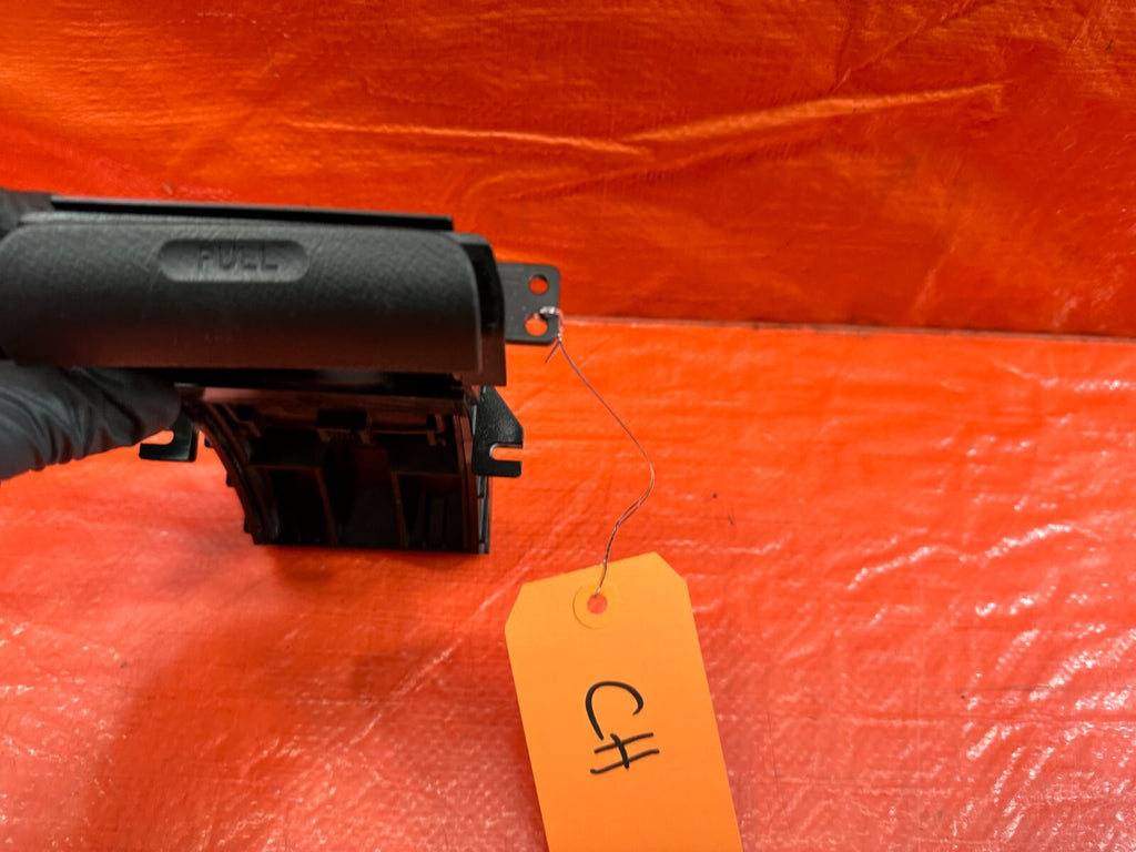02 05 HONDA CIVIC SI EP3 HATCHBACK   PUSH IN POP OUT CUP HOLDER ASSEMBLY OEM 2166