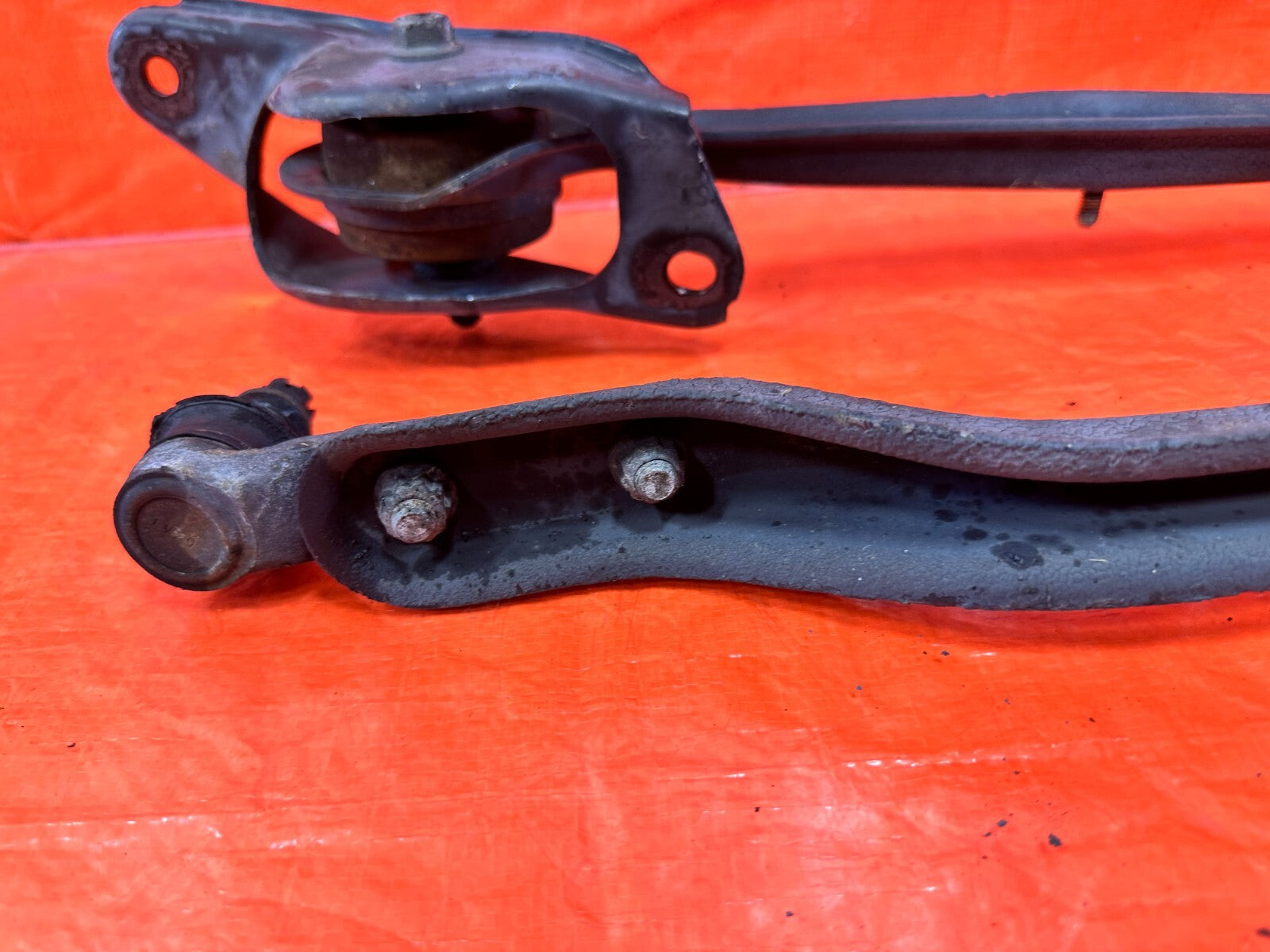 92 96 HONDA PRELUDE   DRIVER LEFT REAR TRAILING ARM LATERAL ARM OEM 27321