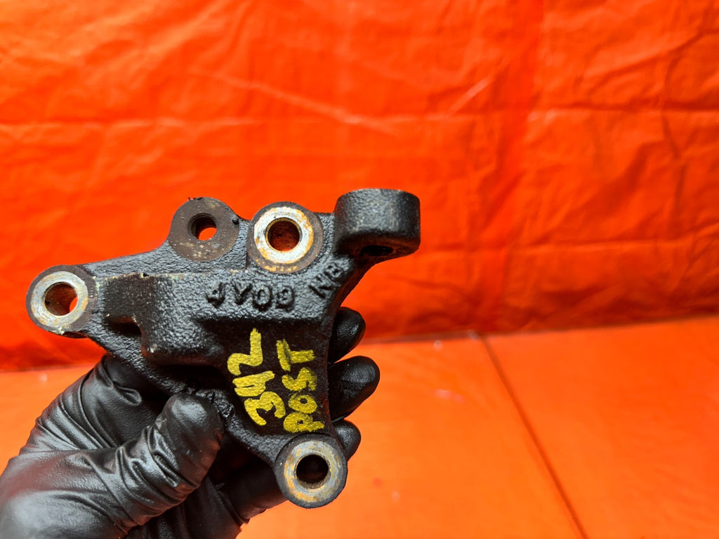 04-05 ACURA TSX 4D 2.4L K24A2 ENGINE TIMING SIDE POST MOUNT BRACKET OEM #3425