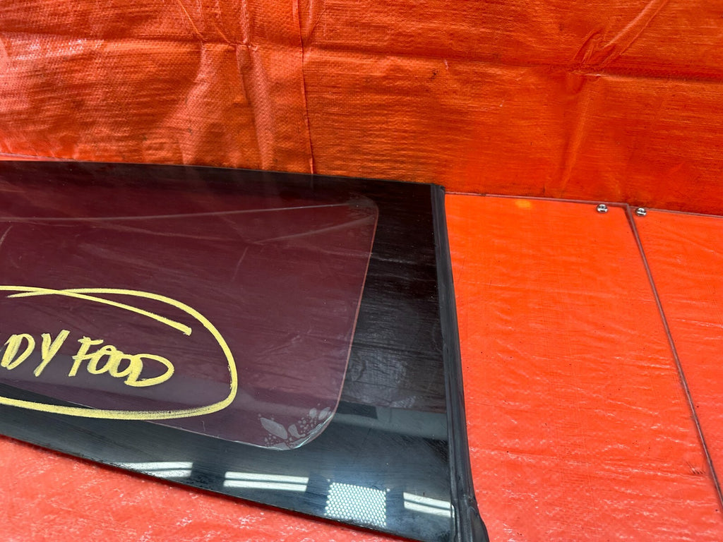 02 05 HONDA CIVIC SI EP3 HATCH  RIGHT REAR 1/4 QUARTER GLASS WINDOW OEM EP3 #2302