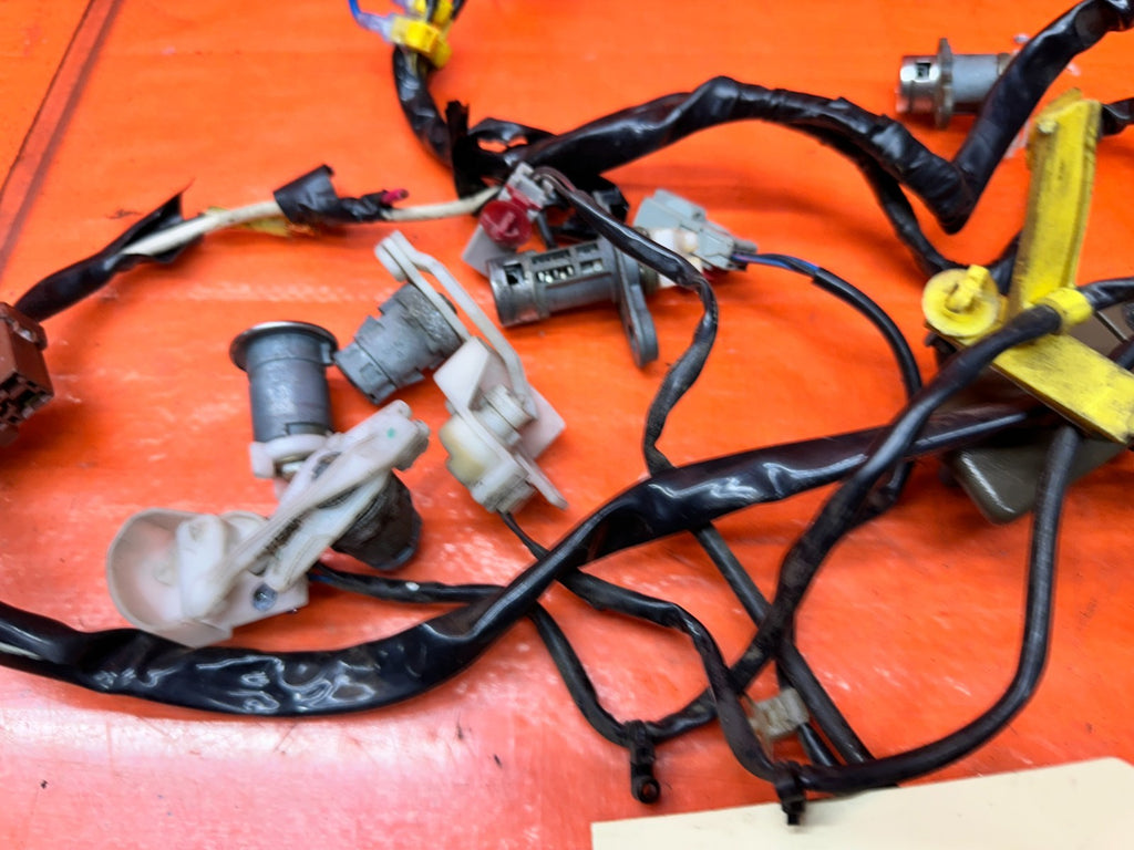 94-01 ACURA INTEGRA 4D AUTO IGNITION SWITCH KEY CYLINDER SET ALL LOCKS OEM #34110