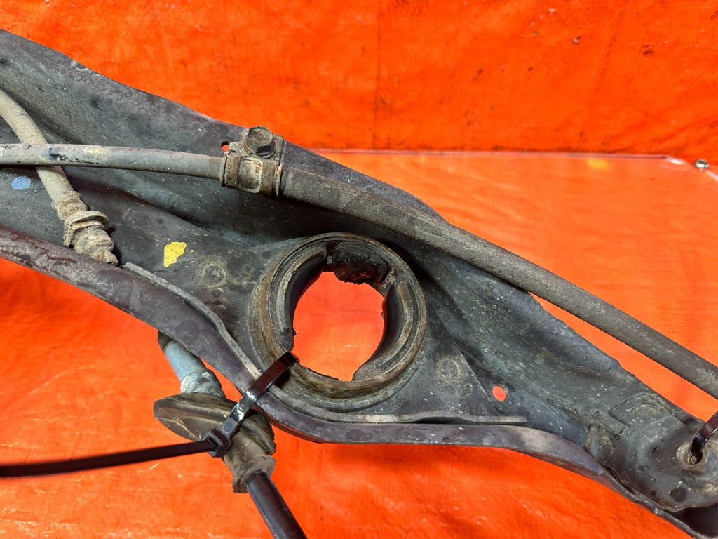 92 95 HONDA CIVIC   PASSENGER RIGHT REAR TRAILING ARM LOWER ARM   OEM 3278