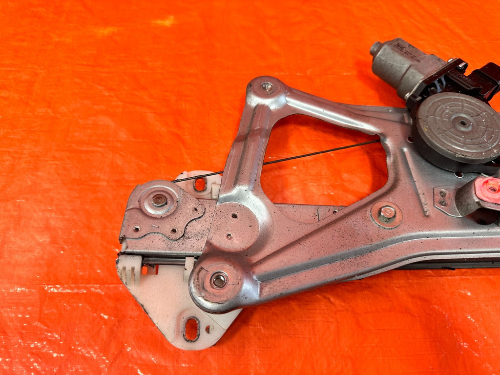06 11 HONDA CIVIC SEDAN 4 DOOR   DRIVER LEFT FRONT   WINDOW REGULATOR   OEM #2823