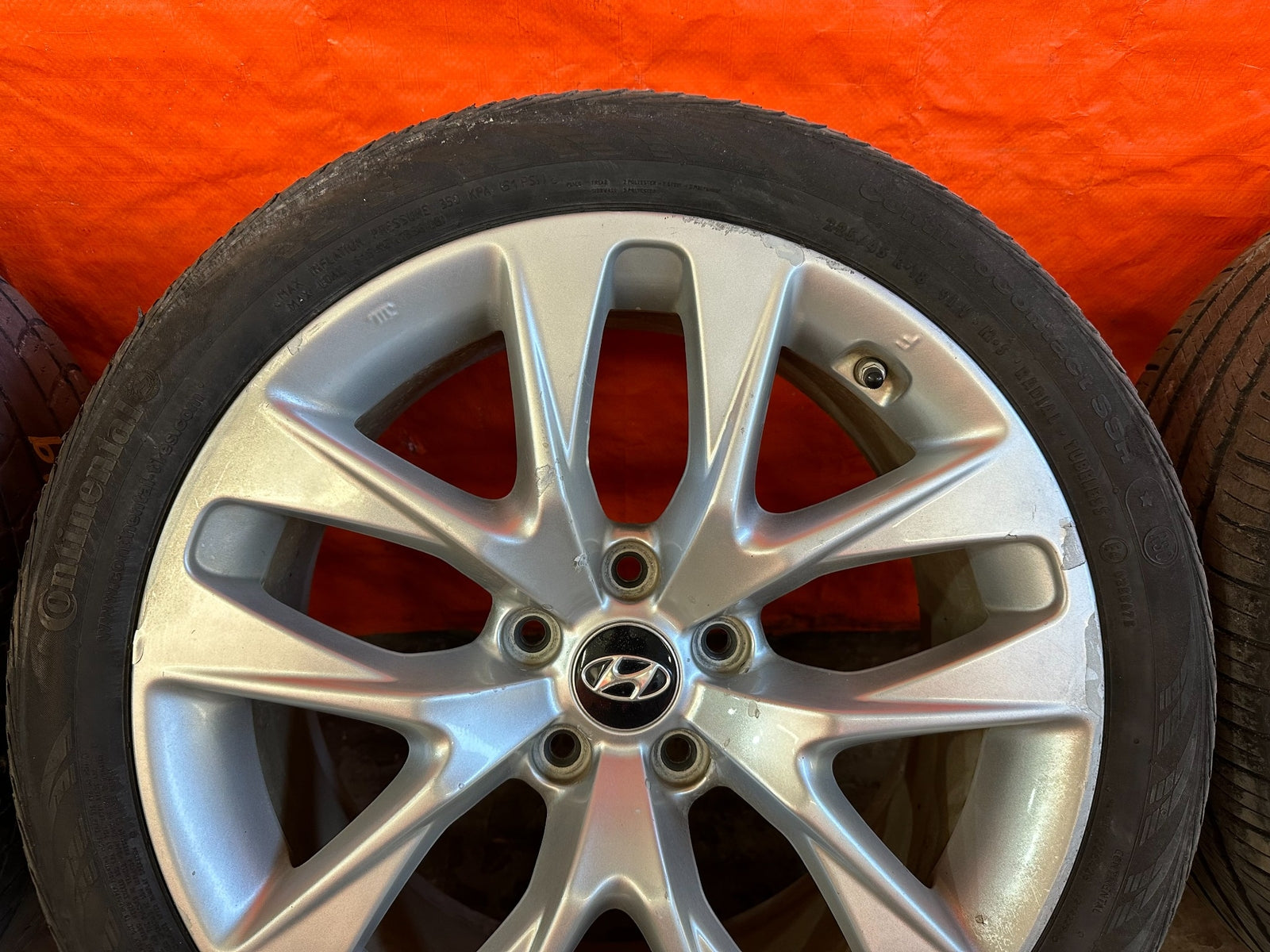 10 16 HYUNDAI GENESIS COUPE   18 INCH FACTORY WHEELS W/ TIRES   OEM OE RIMS #2197