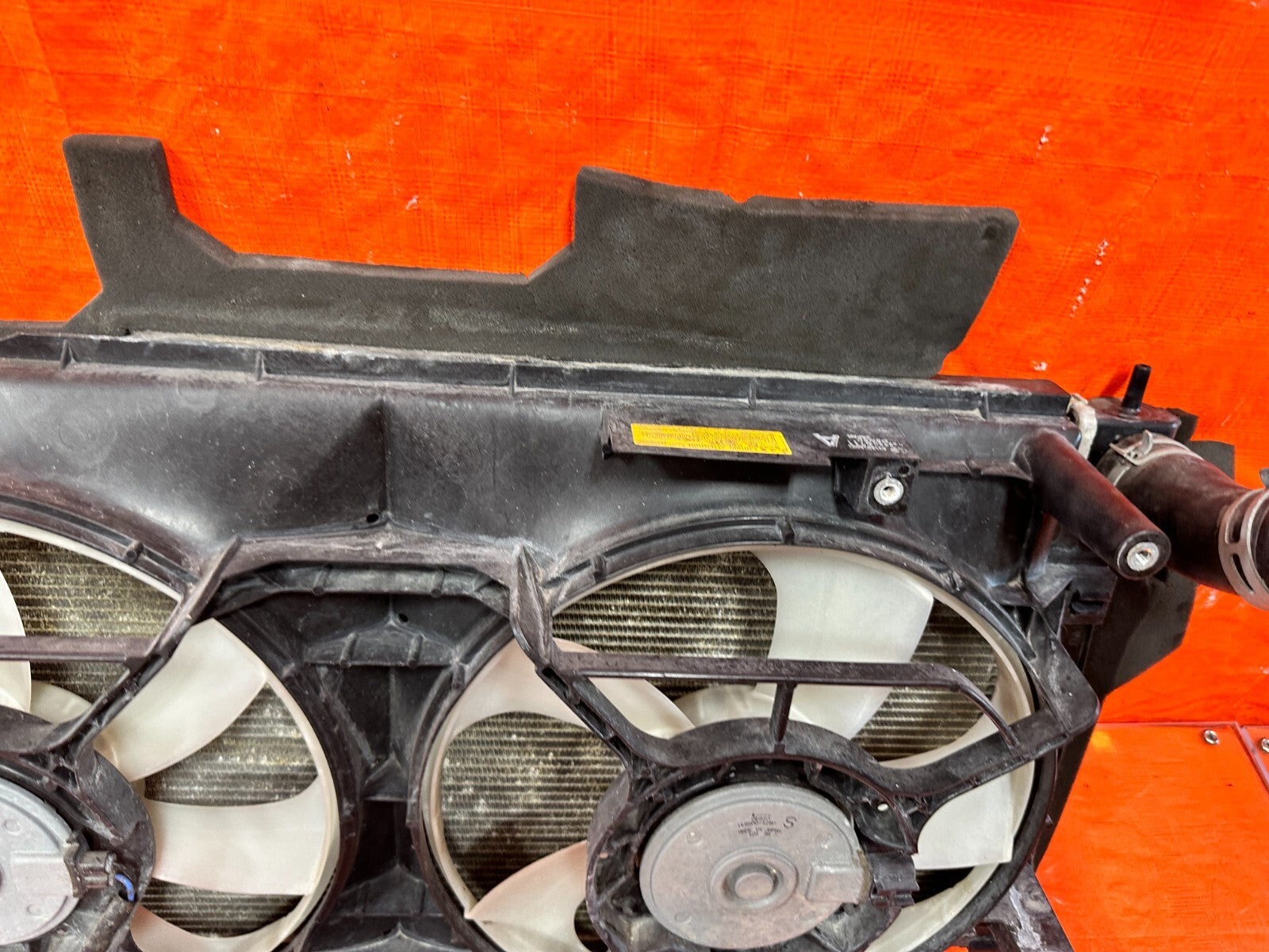 13 16 SCION FRS MANUAL TRANSMISSION ONLY   RADIATOR W/ FANS   OEM #2937