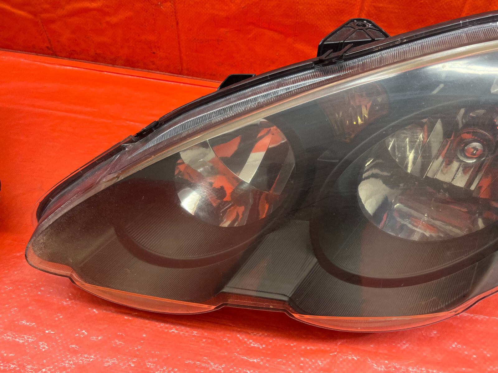 02 04 ACURA RSX   AFTERMARKET BRAND BLACK HOUSING HEADLIGHTS   LEFT & RIGHT #1717