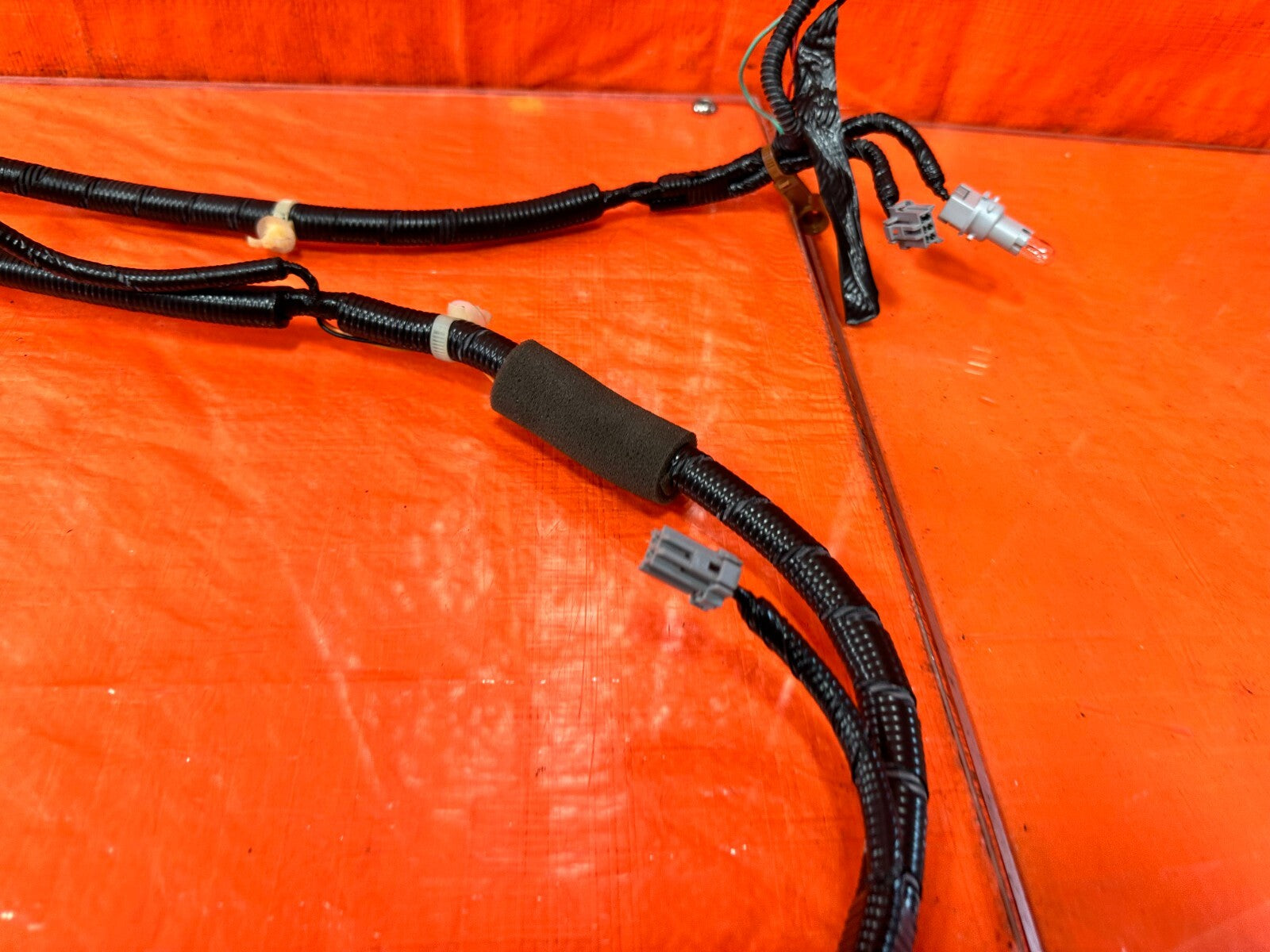 09 10 ACURA TSX   REAR / TAIL LIGHT LAMP WIRING HARNESS WIRE LOOM   OEM #27910